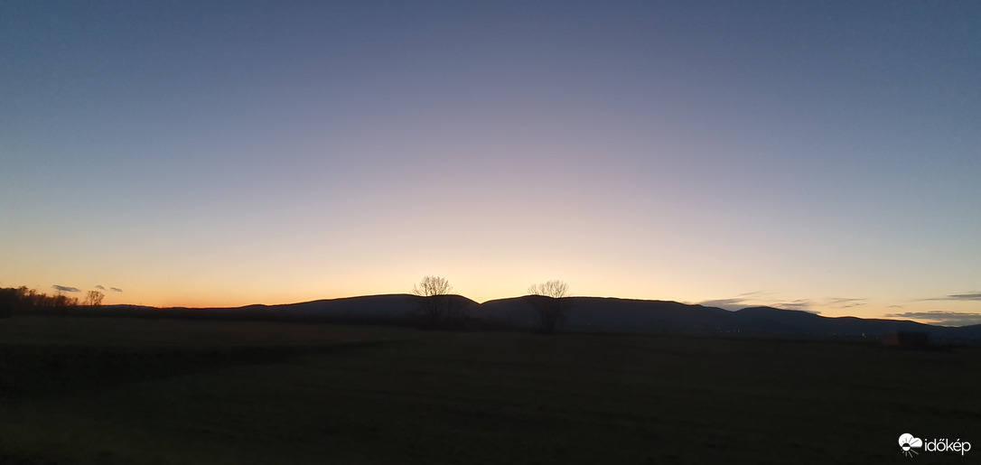 Őszi késő délután