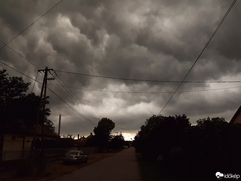 Észlelési fényképek