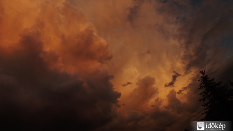 Észlelési fényképek