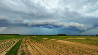 Peremfelhővel érkezett a vihar