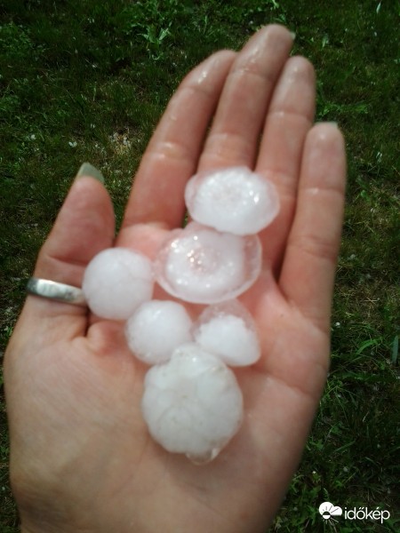 Ófehértón ma délután...