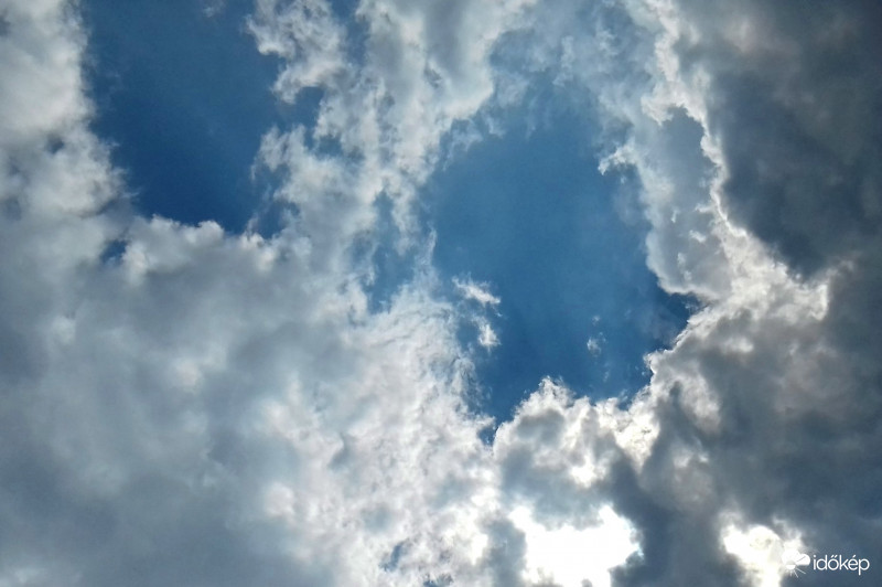 Zivatar érkezése előtt...