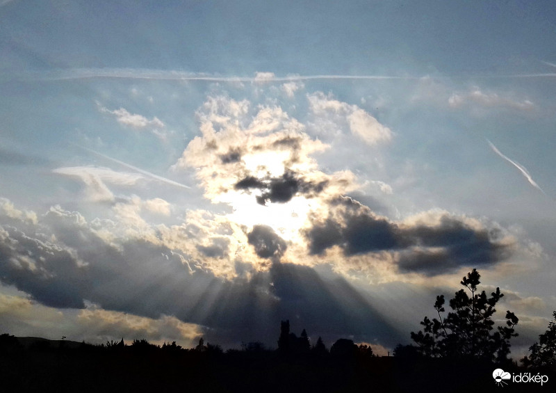 Mai tyndallos naplementénk :)