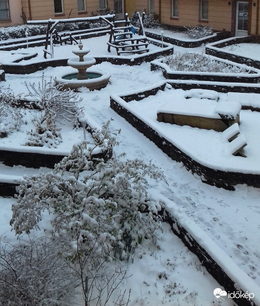 Erre ébredtünk... :)