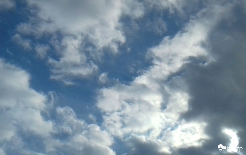 Ma délutáni égkép :)