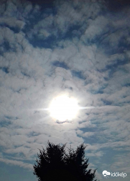 Ma délelőtti égkép :)