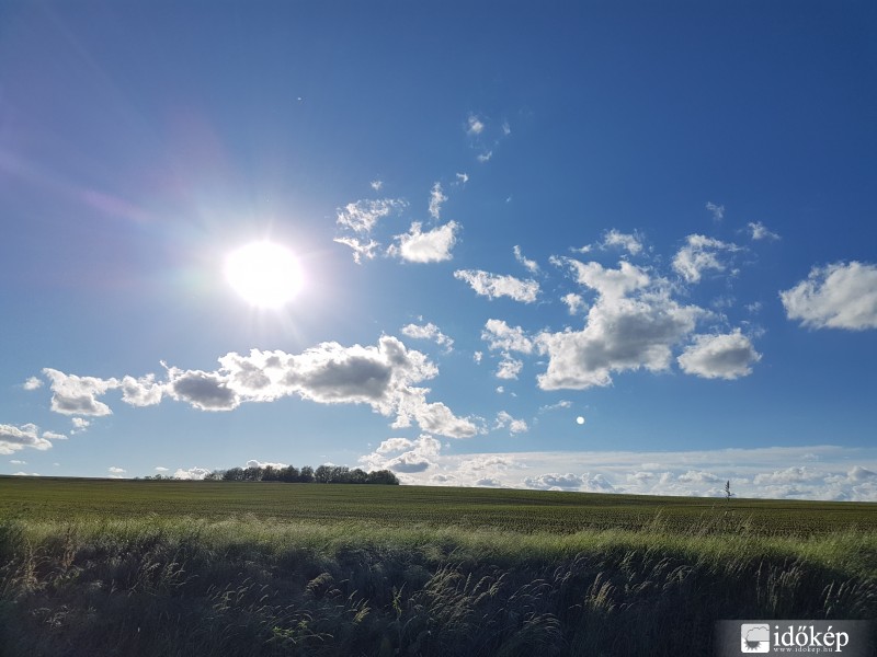 Észlelési fényképek