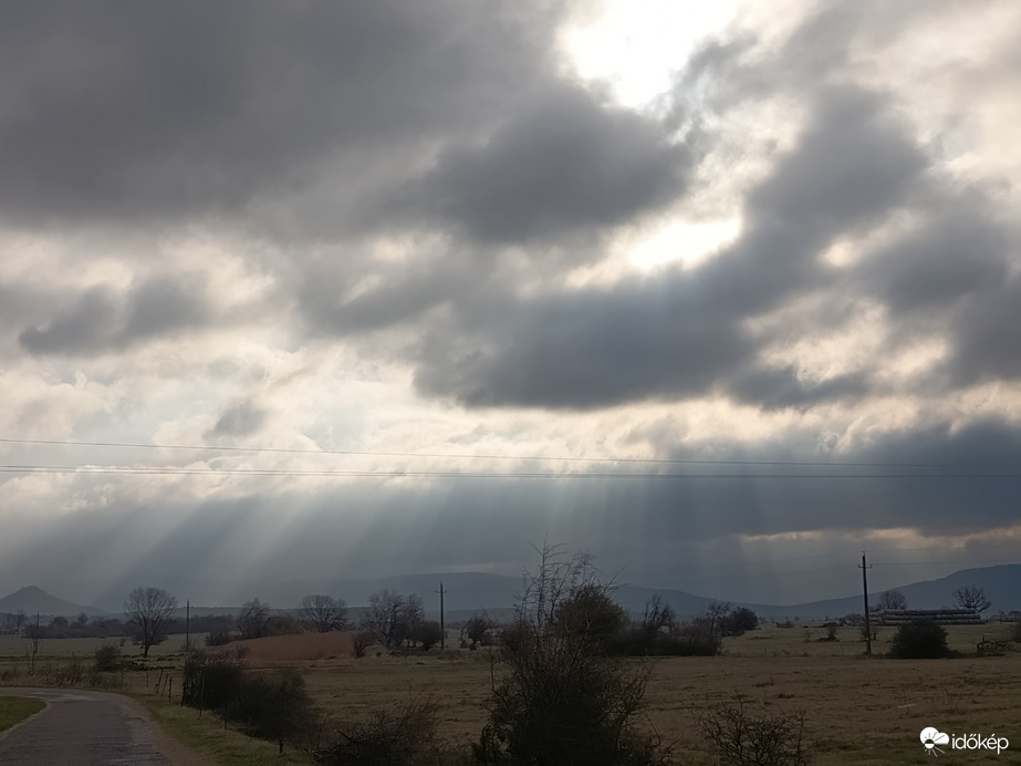 Észlelési fényképek