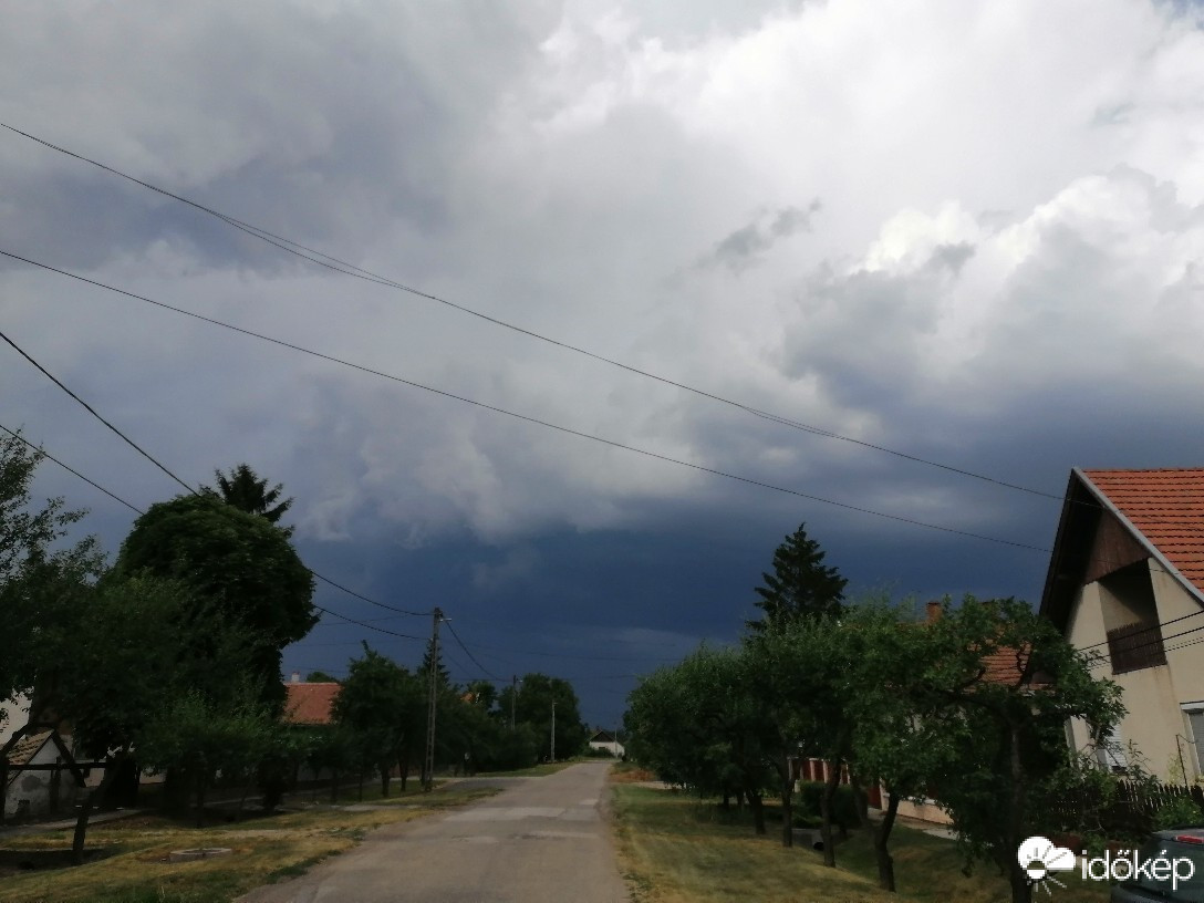 Észlelési fényképek