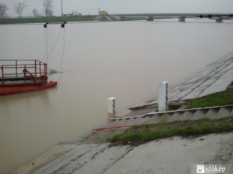 Nagyzeréndnél  a Fekete-körös