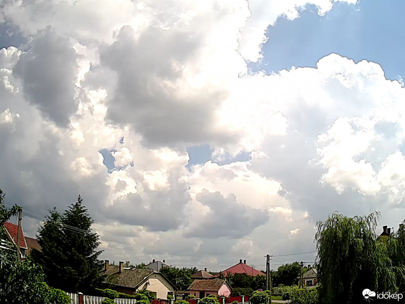 Észlelési fényképek