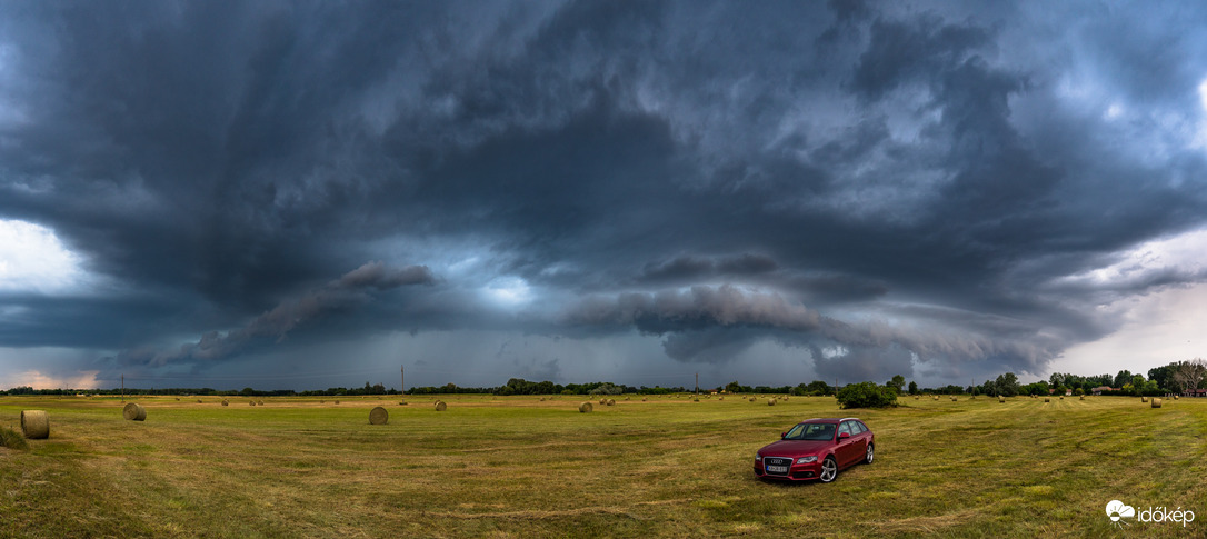 Elég látványosan érkezett a zivar Ruzsára