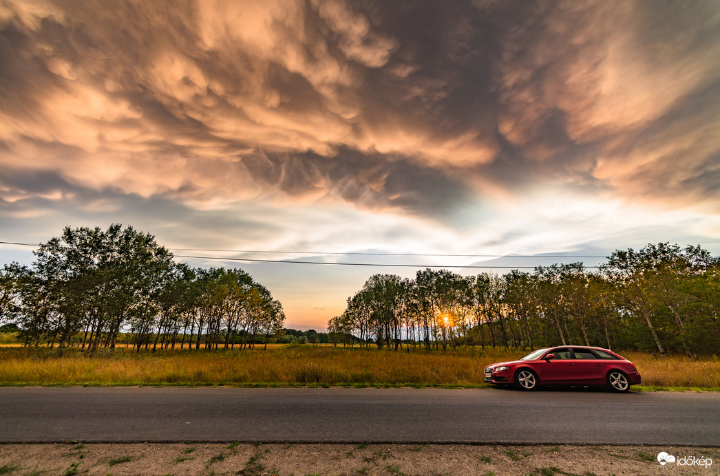 Tegnapi drámai naplemente