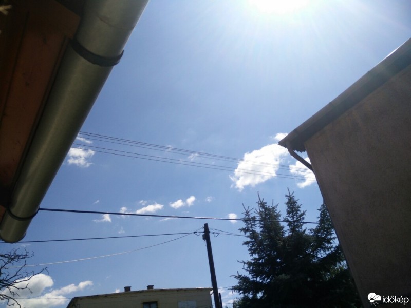 Észlelési fényképek