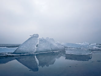 Jégtáblák a rianás mentén