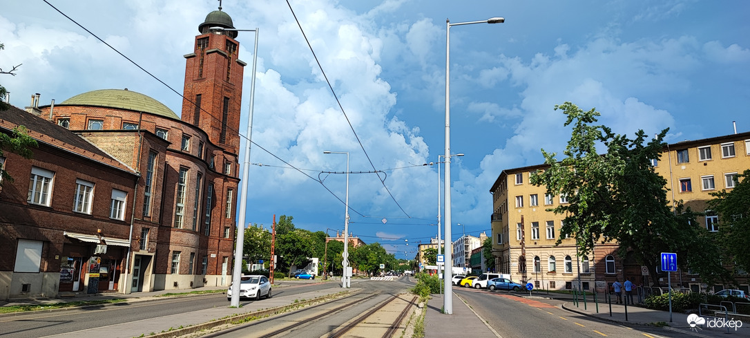 Vihar előtti csend 