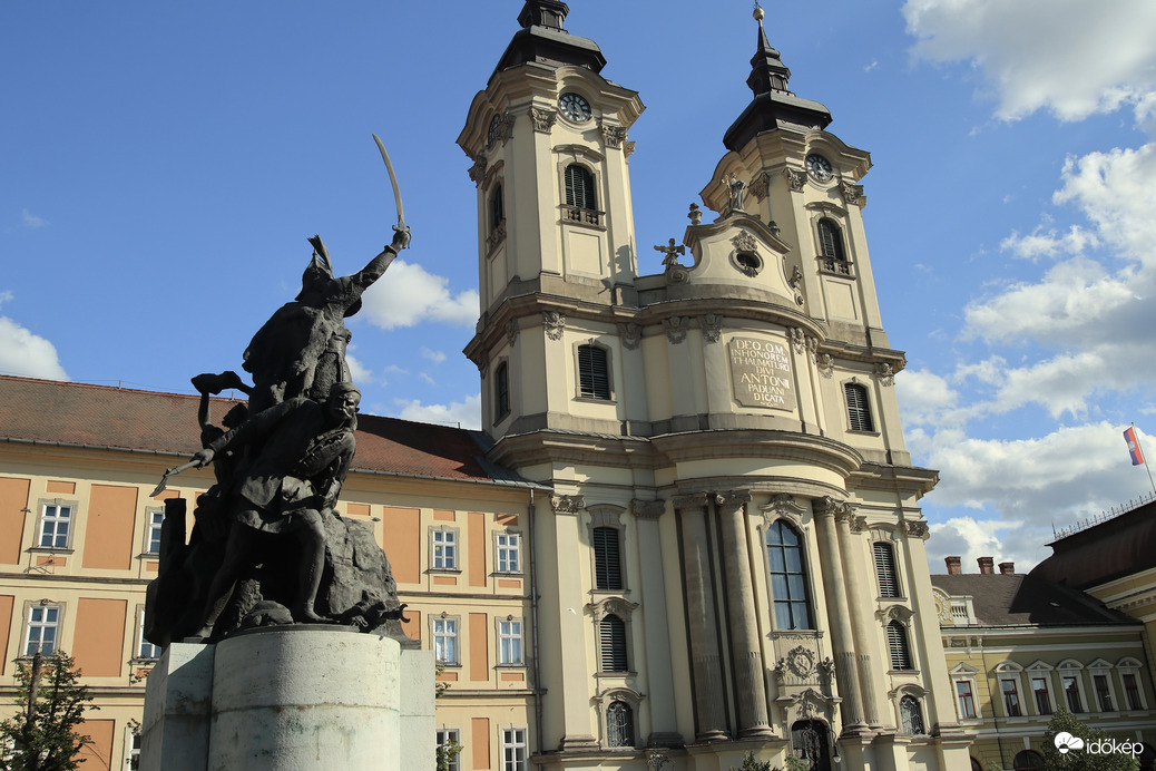 Eger Dobó tér
