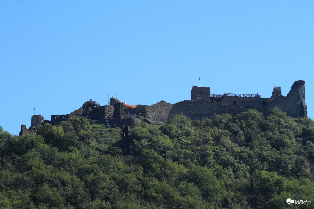 Szigligeti vár a kerékpárútról