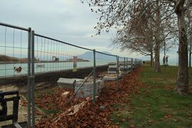 ... miért nem volt jó a régi fonyódi móló? Most lesz egy szürke beton építmény.