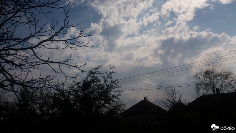 Észlelési fényképek