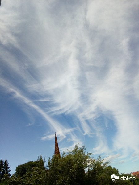 Miskolc,Deszka templom tornya cirusokkal