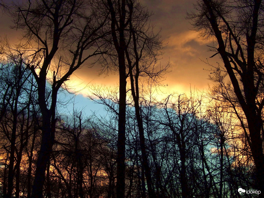 "Napfoltok" Budapesten