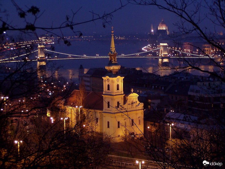 Mostanában szebbek az esték... 