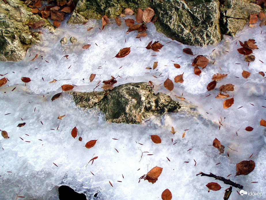 Befagyott a patak! :)