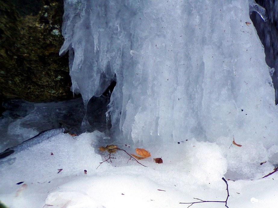 Befagyott a patak! :)