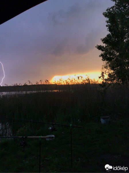 Észlelési fényképek