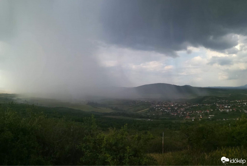 Észlelési fényképek