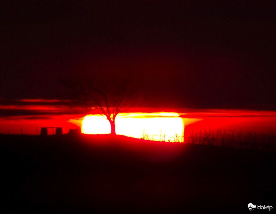 Napkelte 2025.12.26.