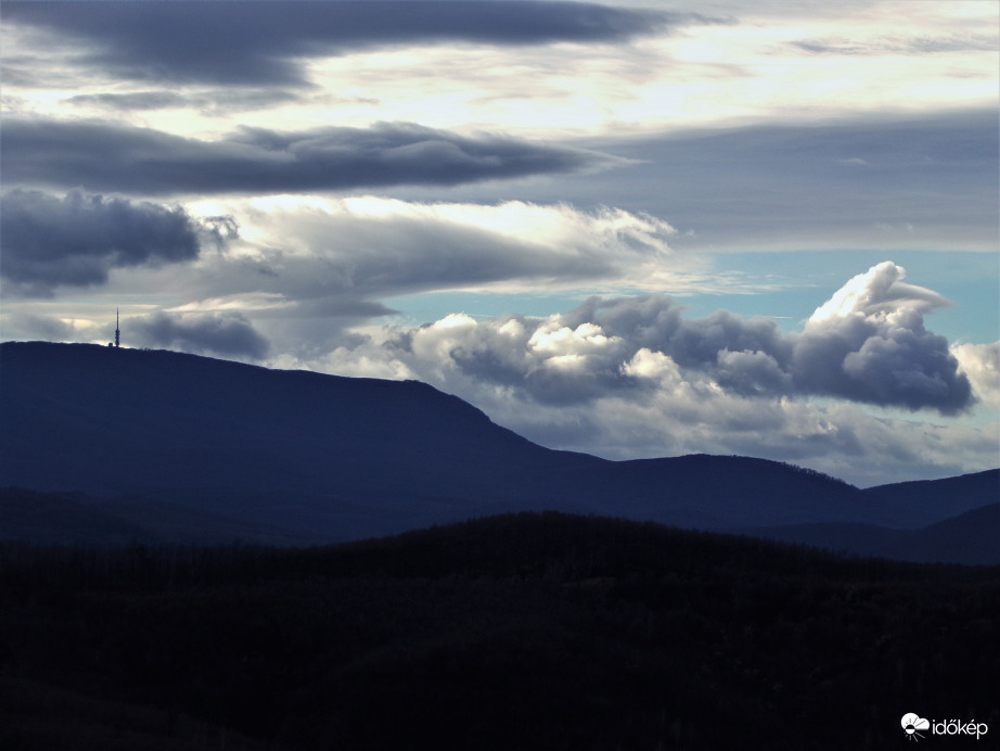 Kékestető, Sirokból