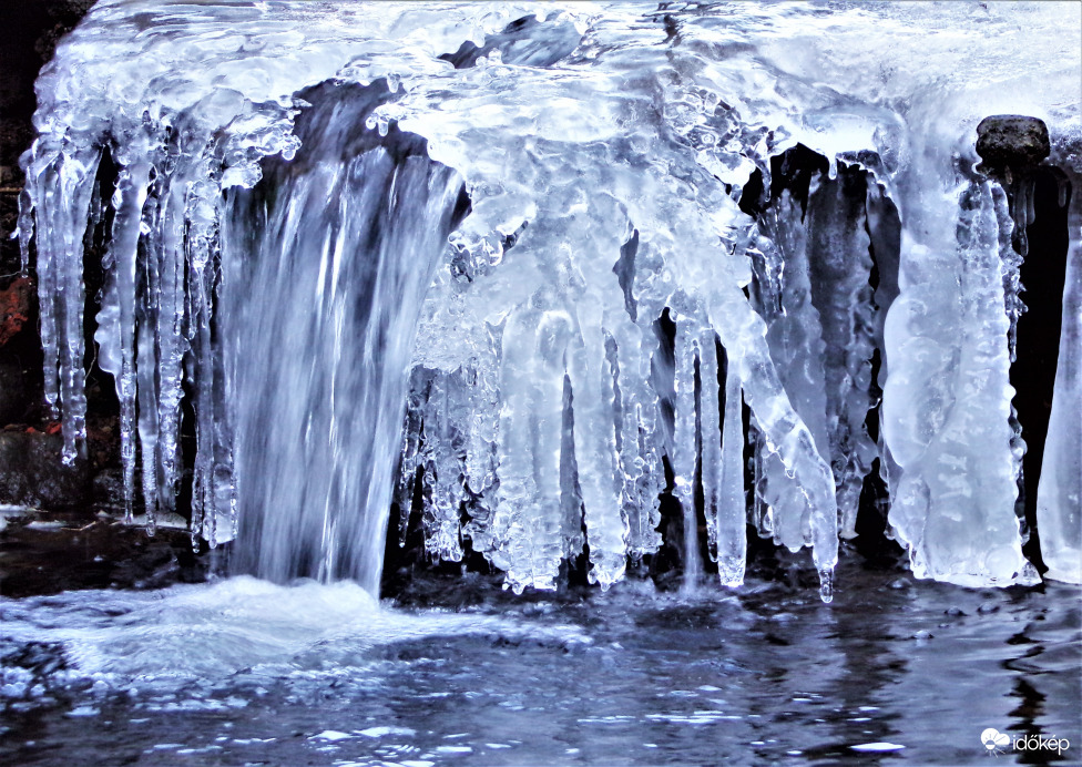 Kánya-patak fagyosan