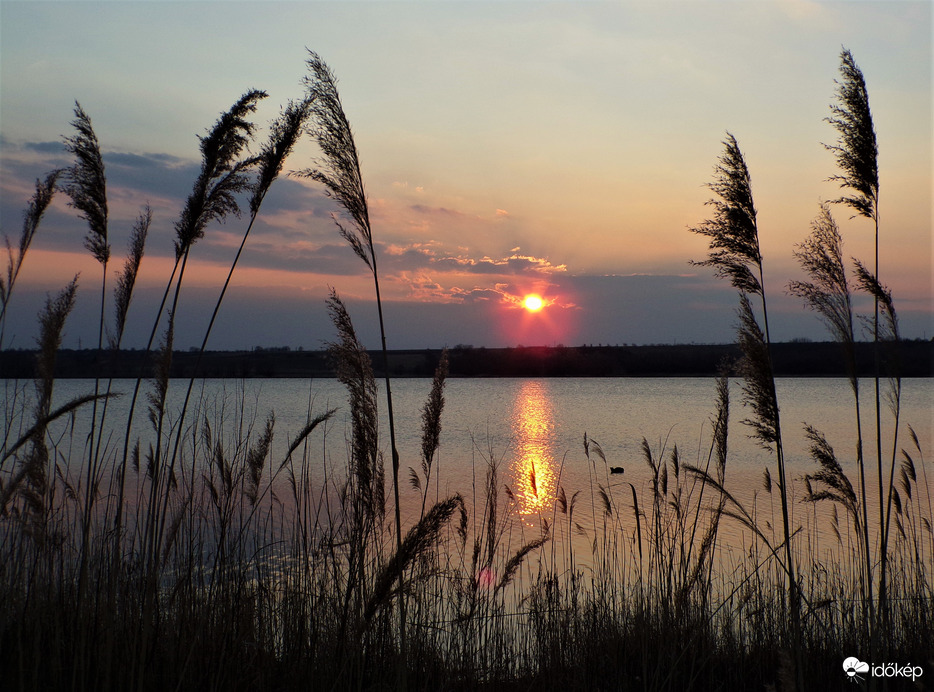 Tóparti napnyugta 2.
