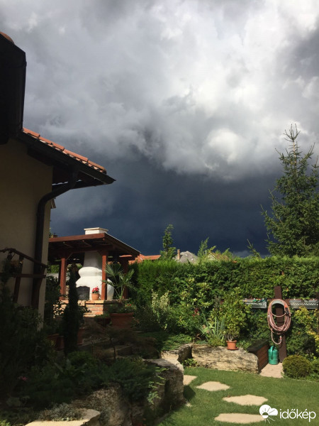 Észlelési fényképek