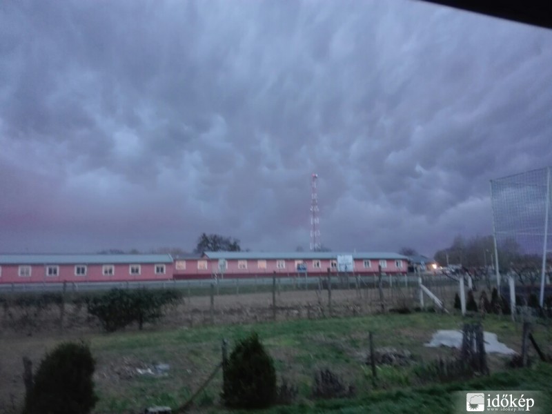 Észlelési fényképek