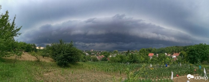 Észlelési fényképek