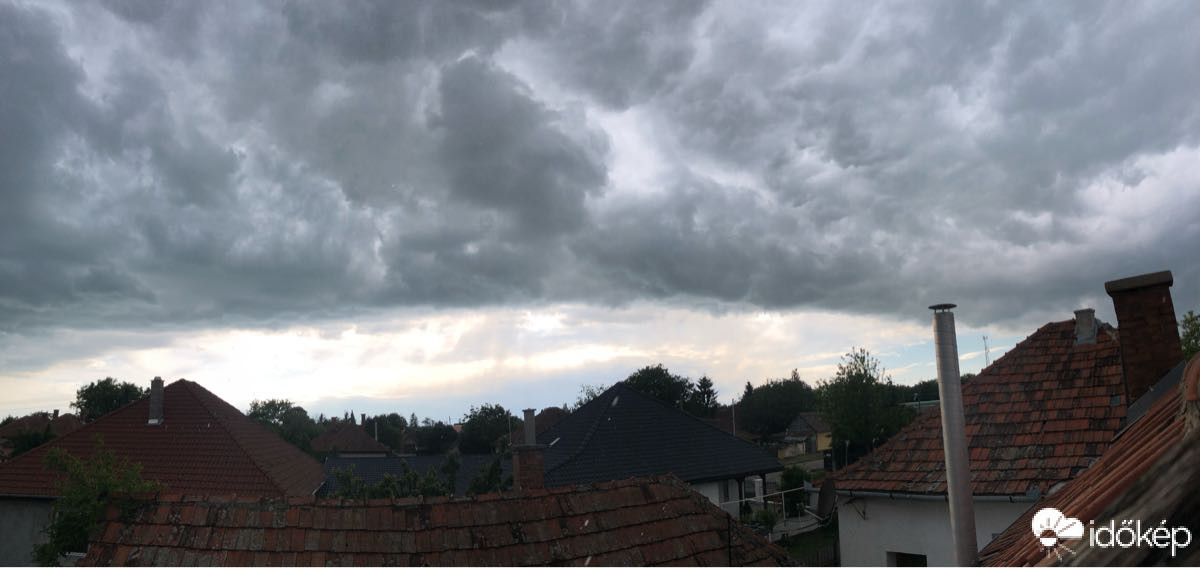 Észlelési fényképek