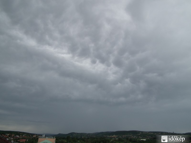 Égbolt Hévíz felett