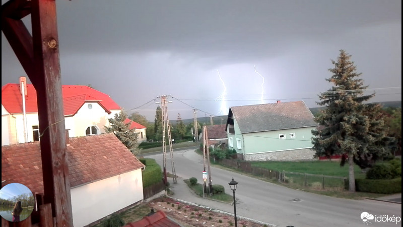 Észlelési fényképek