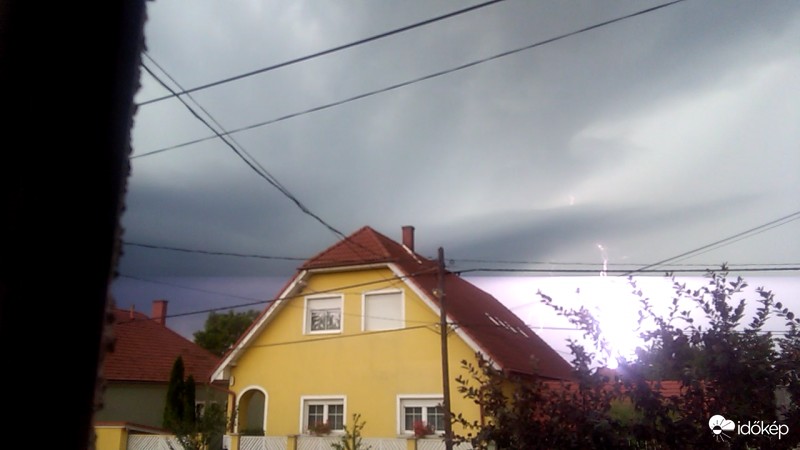 Észlelési fényképek