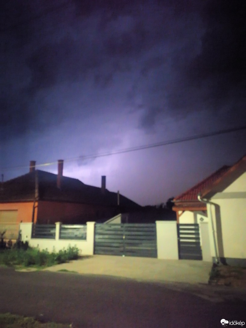 Észlelési fényképek