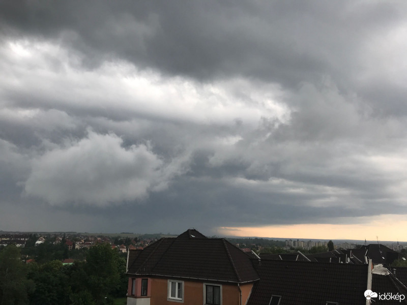 Észlelési fényképek