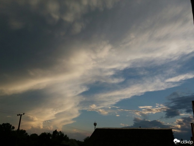 Észlelési fényképek