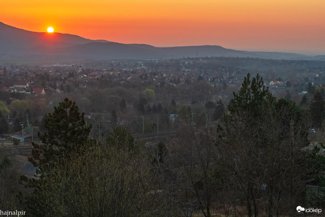 Észlelési fényképek