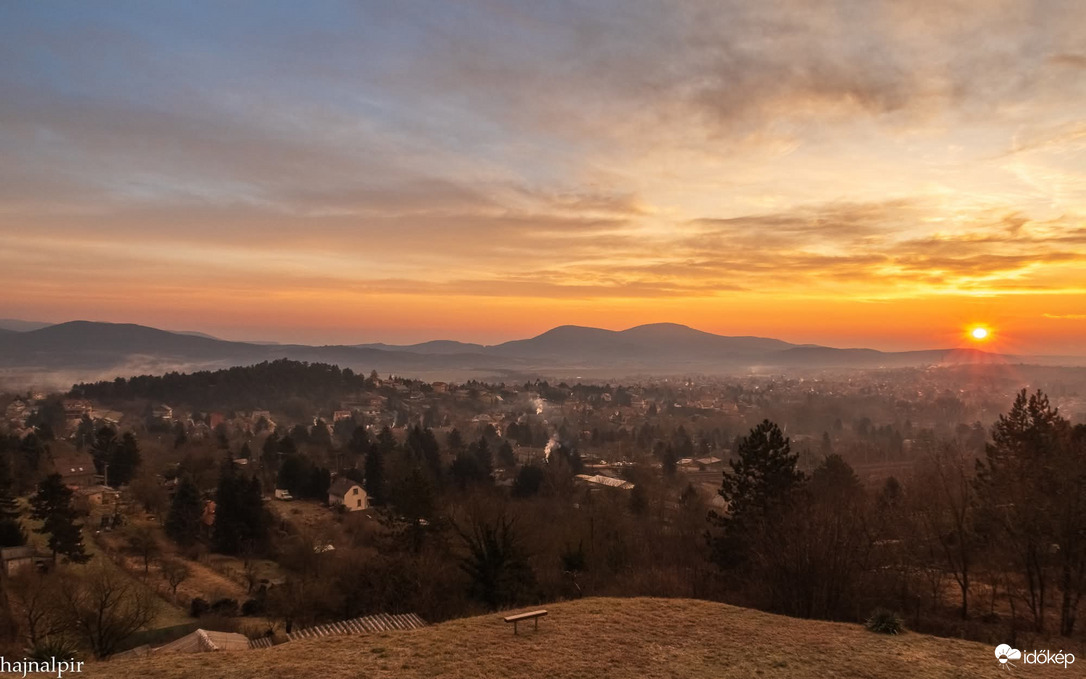 Észlelési fényképek