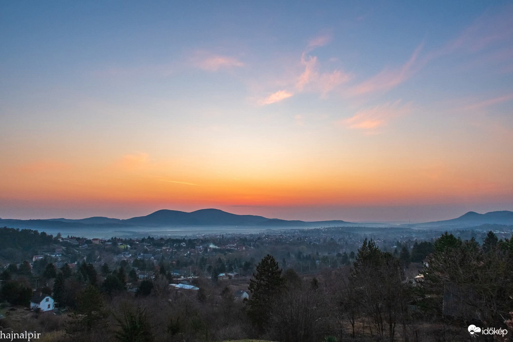 Észlelési fényképek