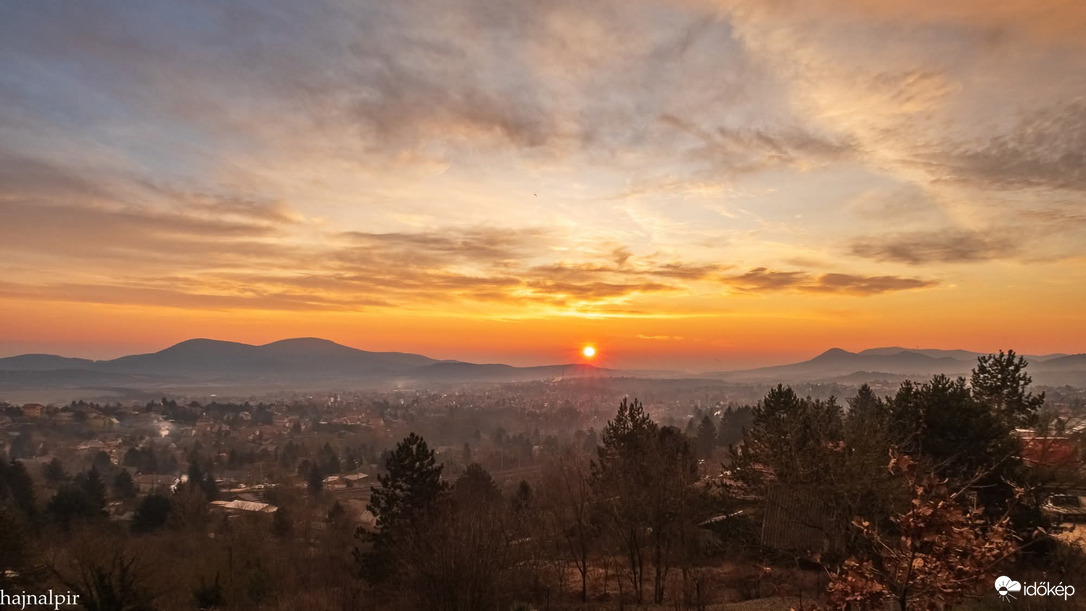 Észlelési fényképek