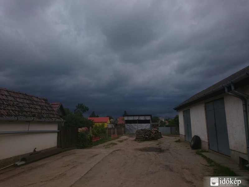 Észlelési fényképek